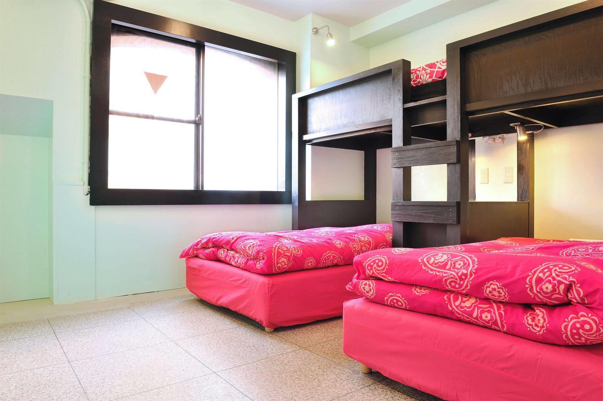 Khaosan Tokyo Laboratory Hotel Екстериор снимка