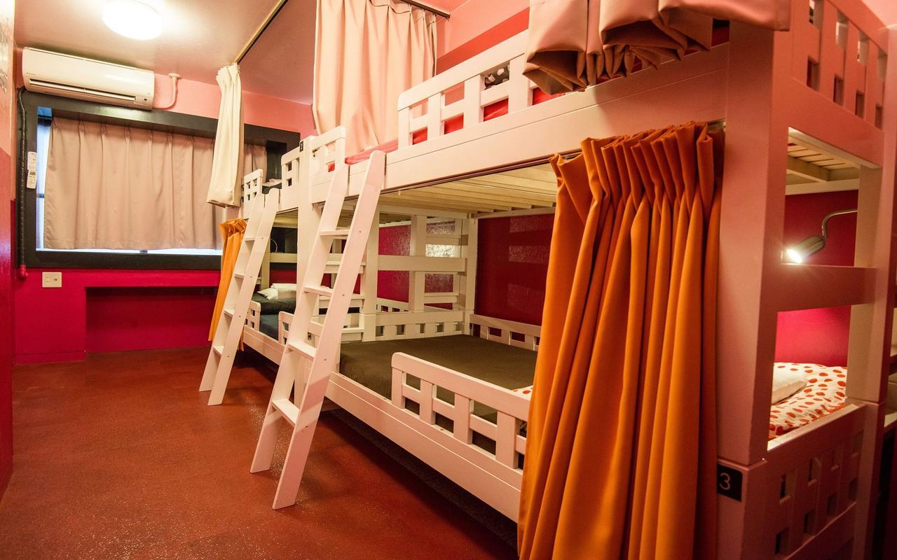 Khaosan Tokyo Laboratory Hotel Екстериор снимка